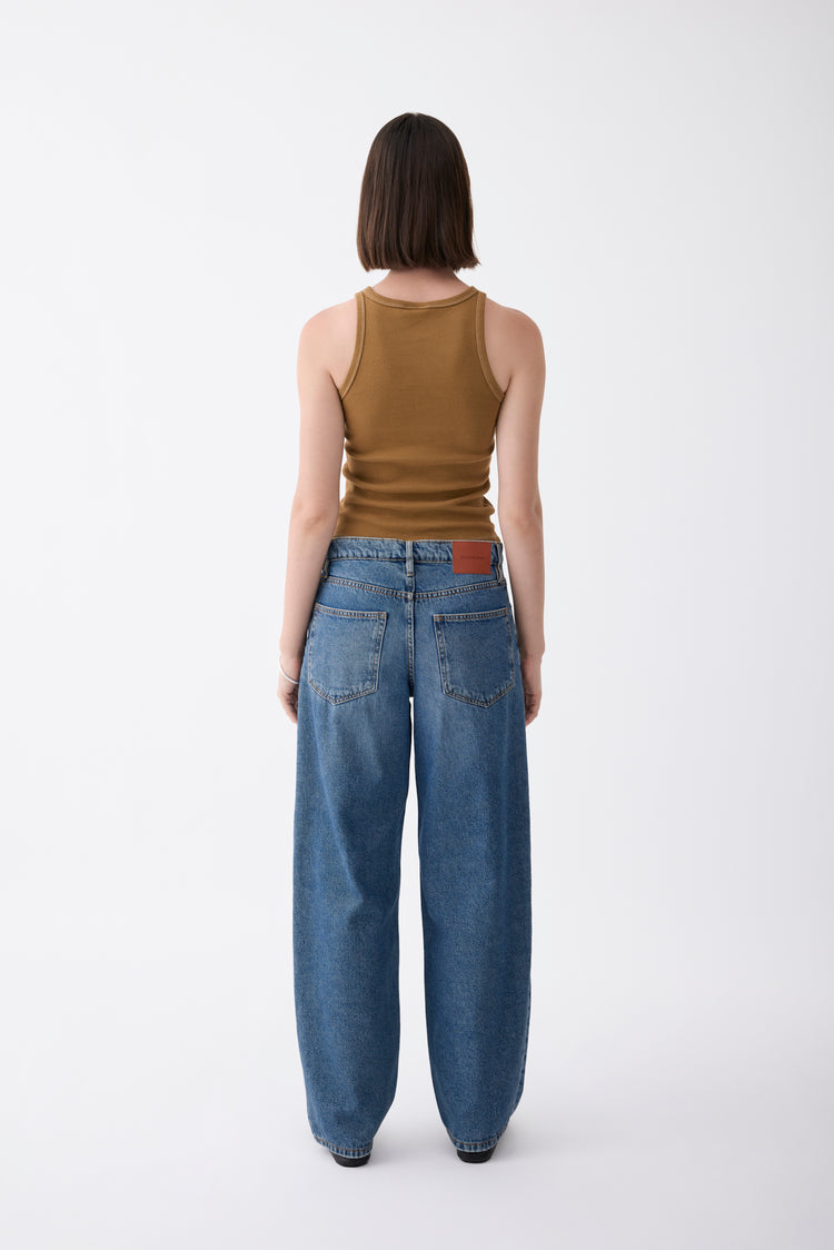 Avril Mid Slouchy Jean - Mid Blue