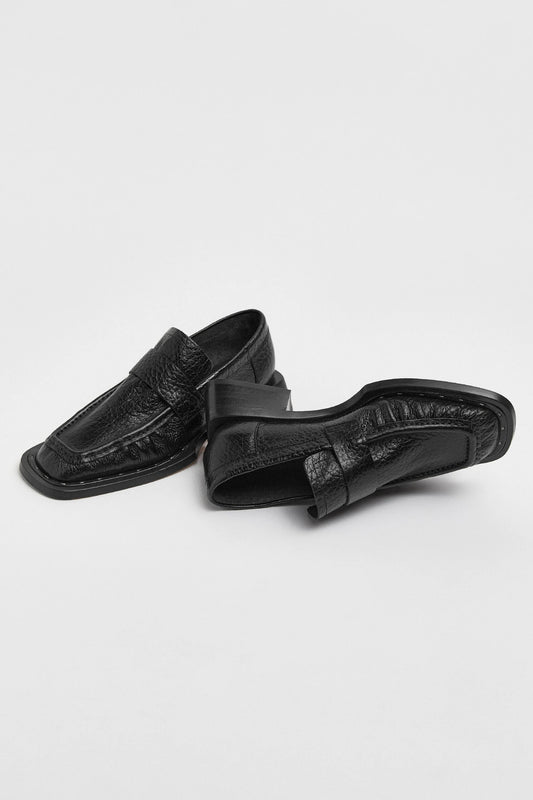 Airi Black Grain Loafers