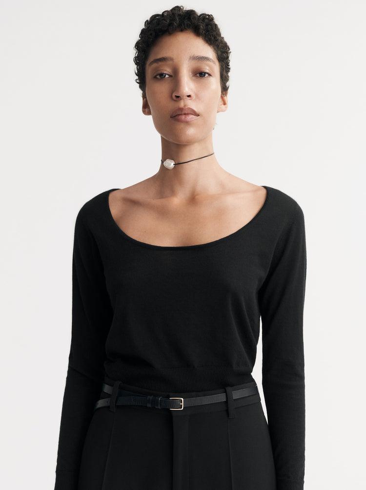 Featherlight O-Neck - Black