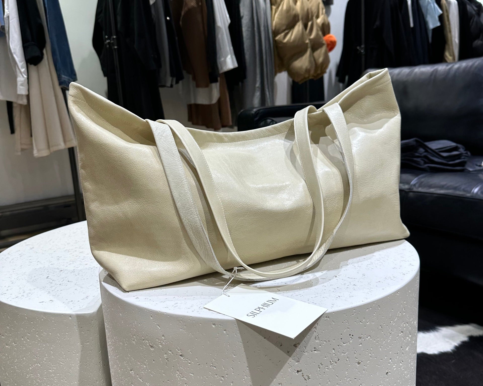 The Papier Tote - Ivory